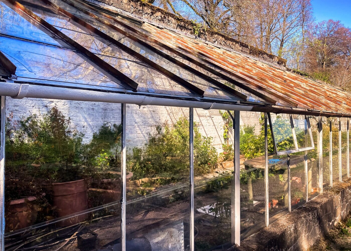 glass house repairs